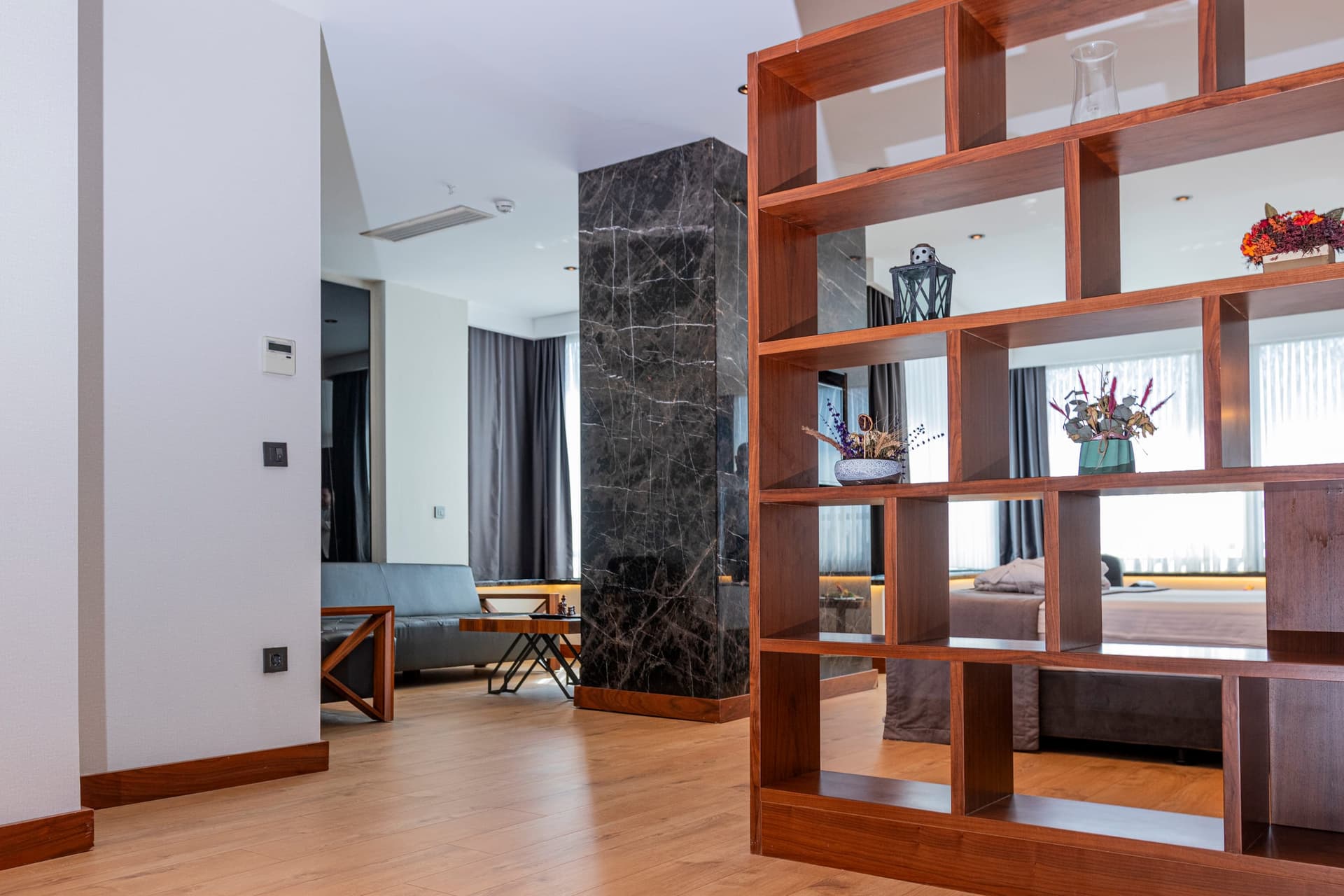Kral Suit 12